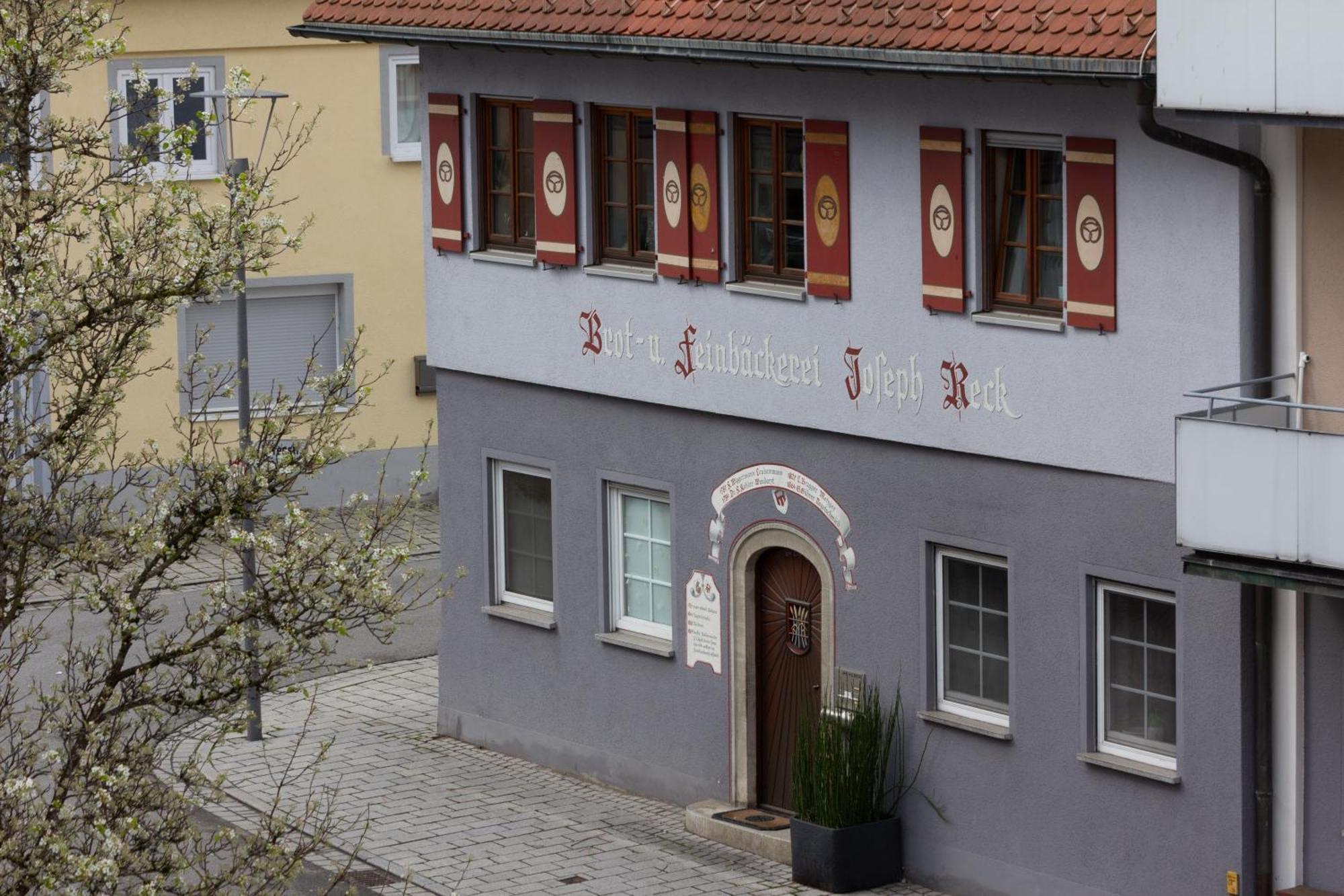 Storchennest - Schoenes, Ruhiges Apartment Mit Sonnenterrasse Tettnang Bagian luar foto